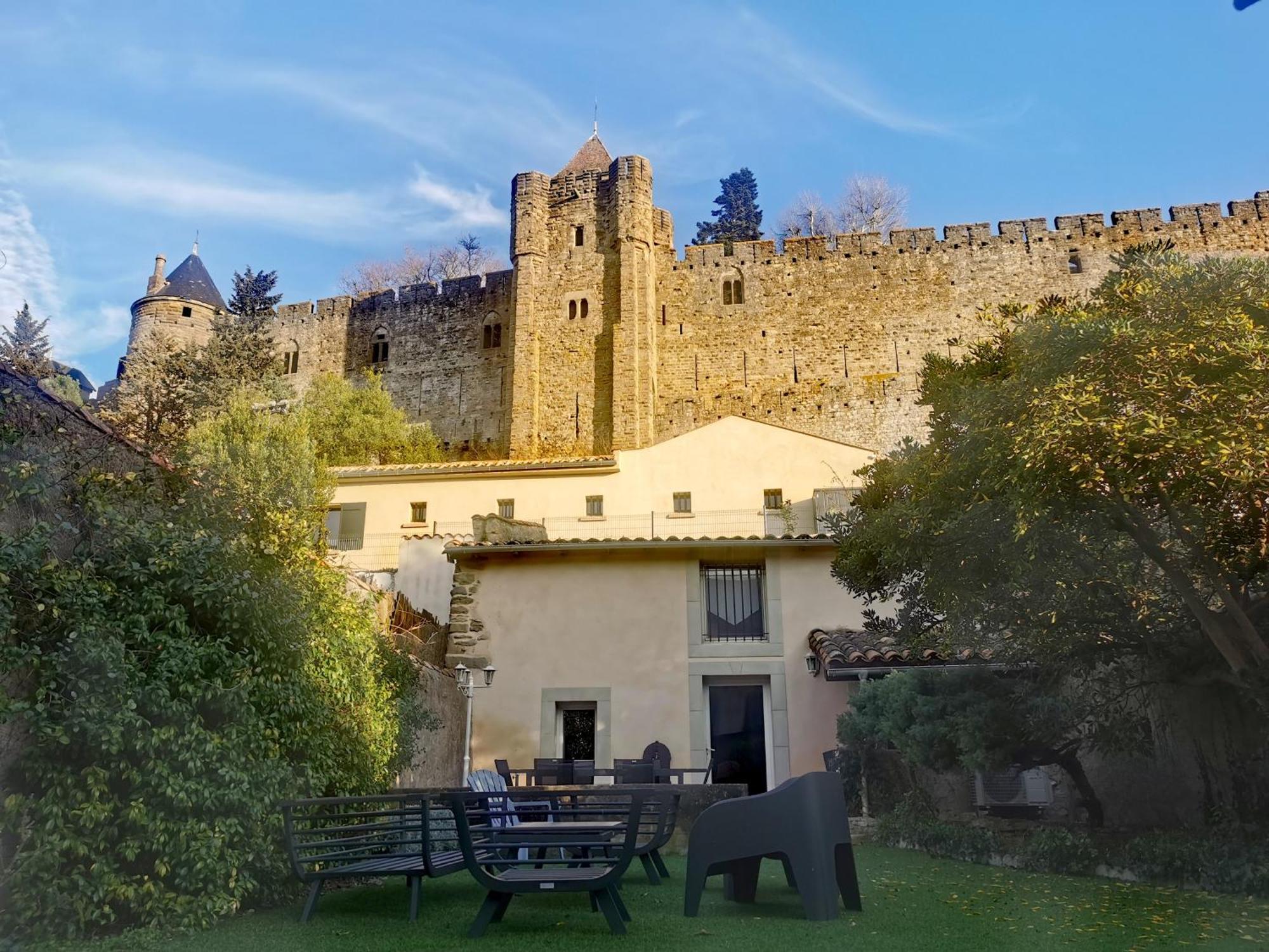 Le Petit Chai Niche Sous La Cite, * Carcassonne
